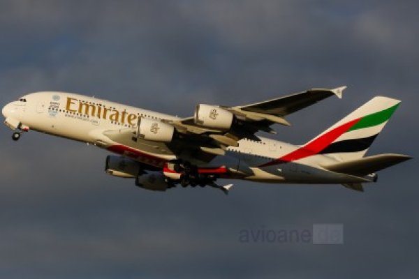 Emirates cumpără 150 de avioane Boeing 777X cu 56 miliarde dolari
